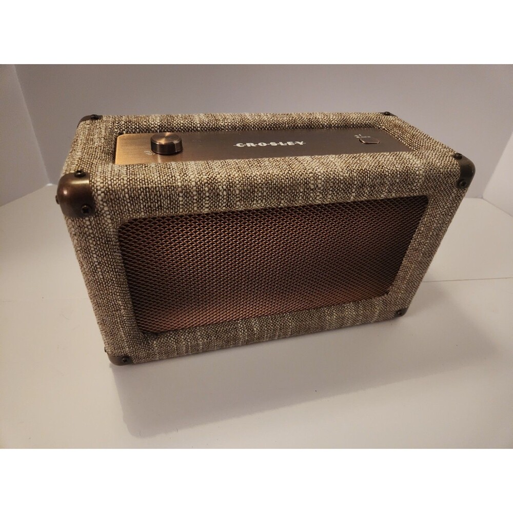 EUC Classy Crosley Charlotte Portable Rechargeable Bluetooth Speaker